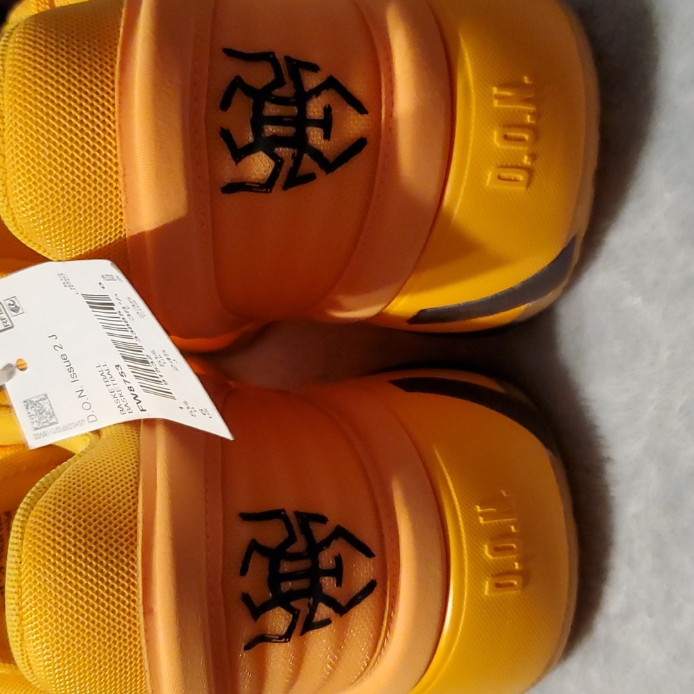 Men's sneakers - Picture 3 of 4
